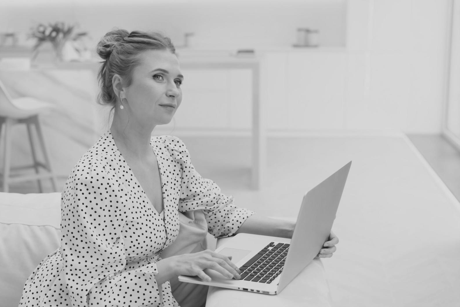 Séance de travail collaboratif lors d'une formation finances